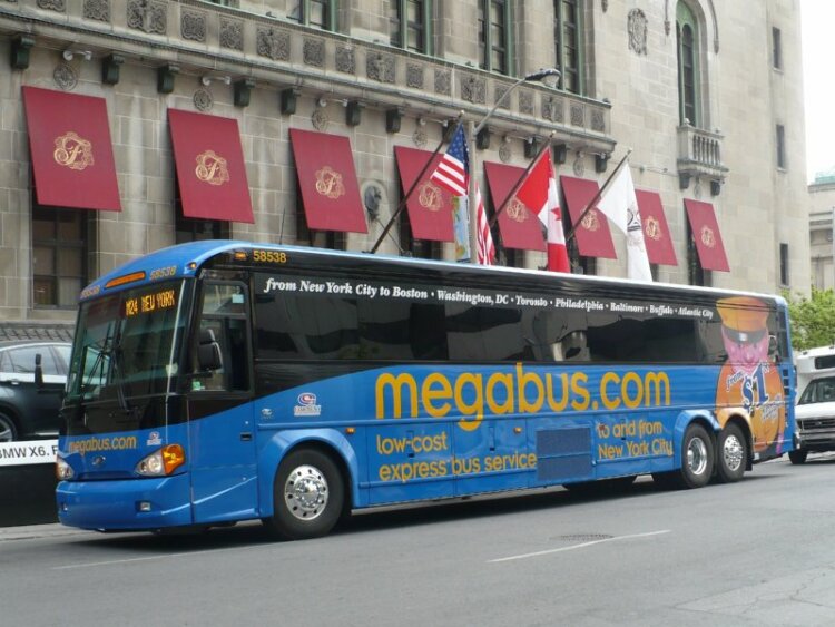 bus tour companies in the united states