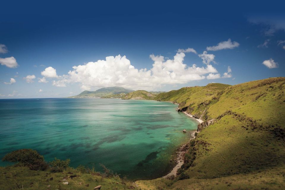 From Basseterre: St. Kitts Island Tour with Brimstone Hill